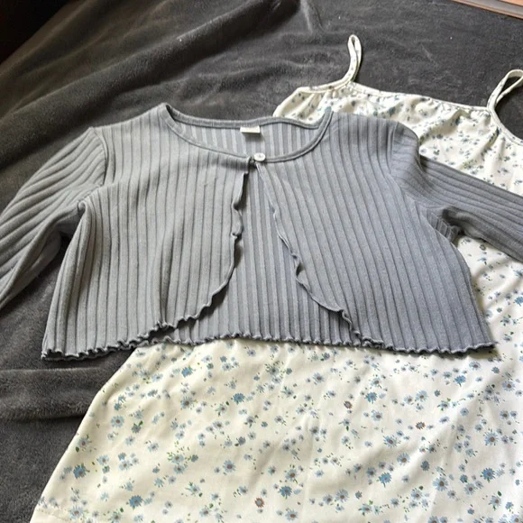 Floral Spaghetti Strap Dress - Picture 6 of 9